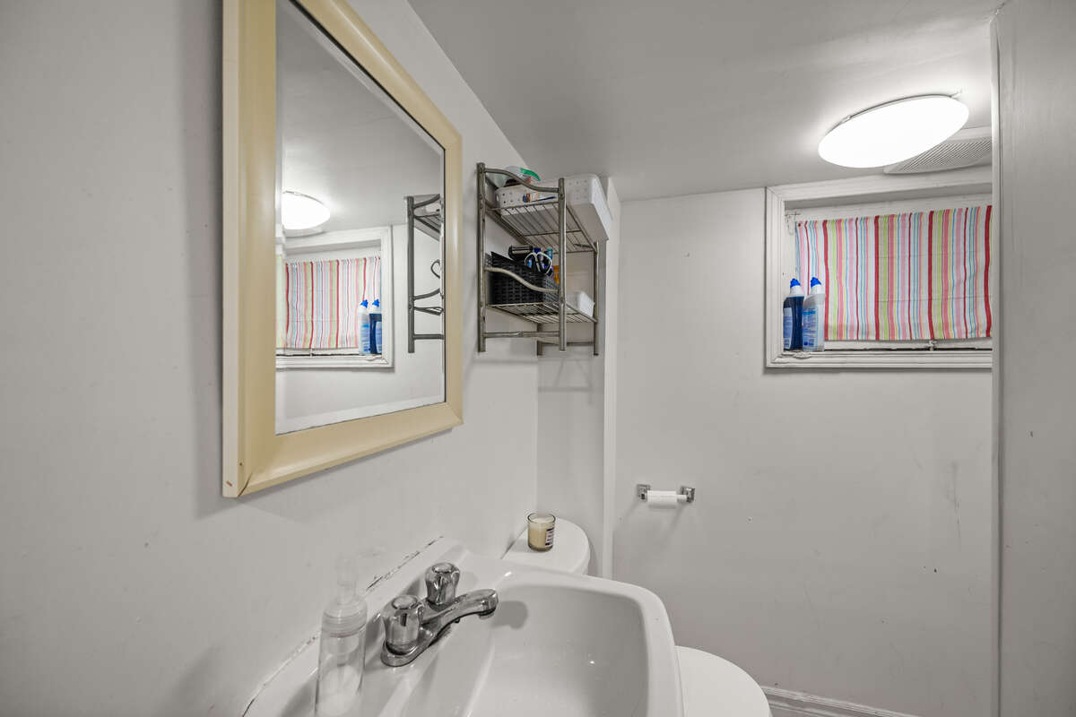 Downstairs bathroom (3 piece with shower stall)