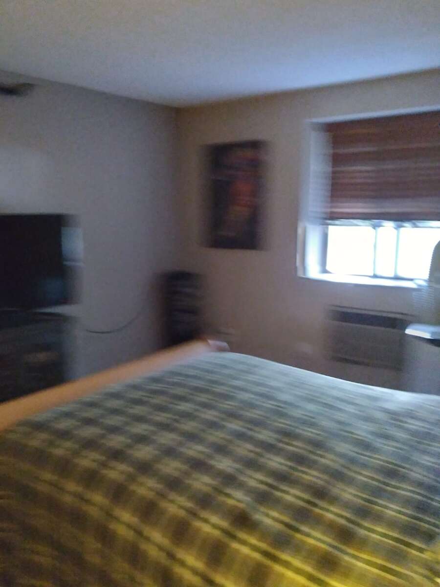 This spacious and well-maintained 2 bed condo! 