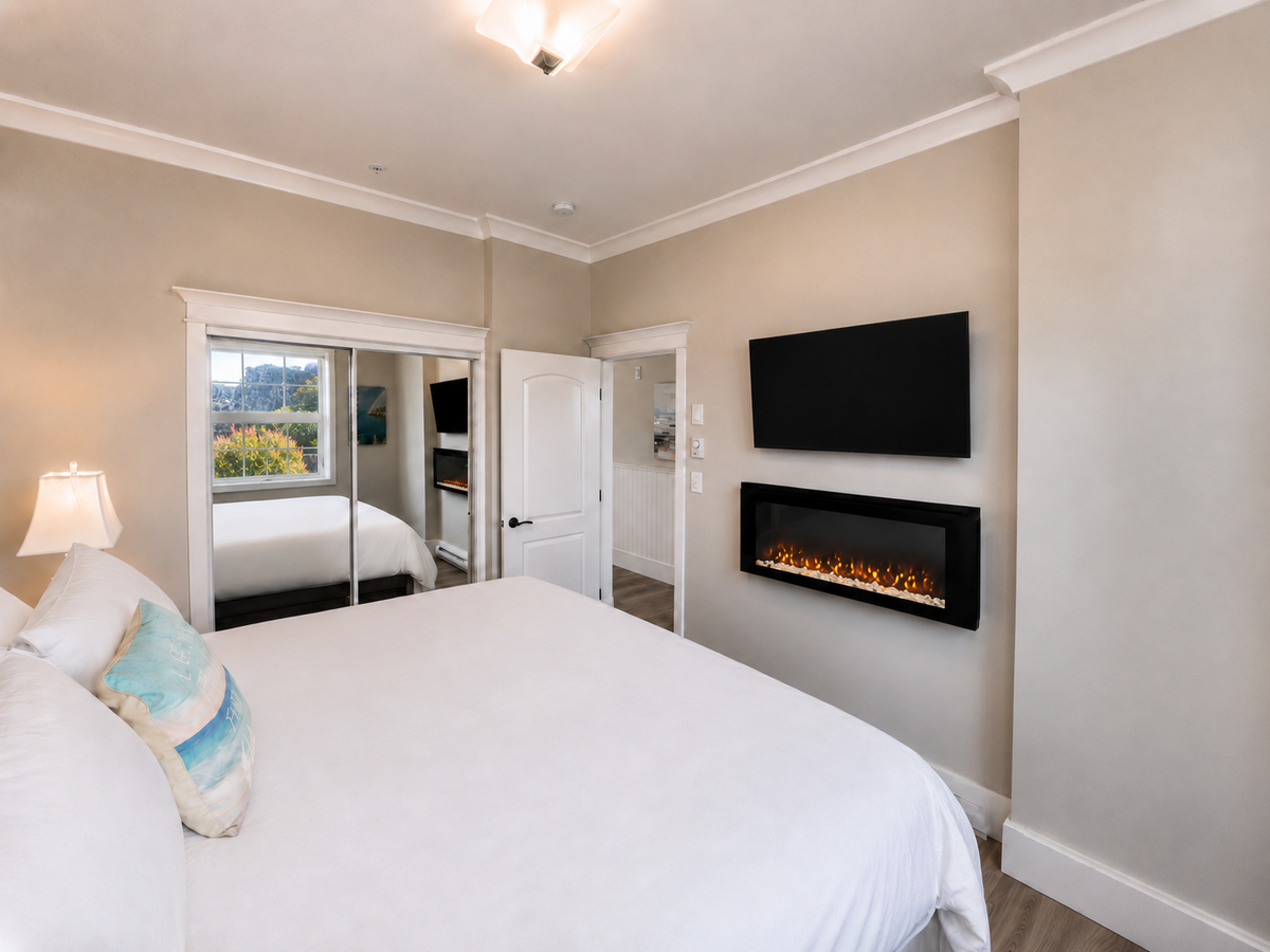 Furnished Oceanfront Townhome in Greater Victoria