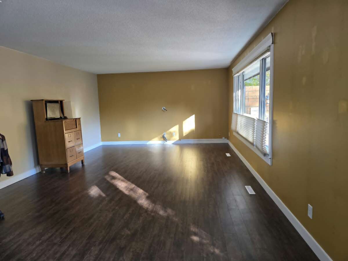 Spacious 4-bedroom, 3-bathroom!