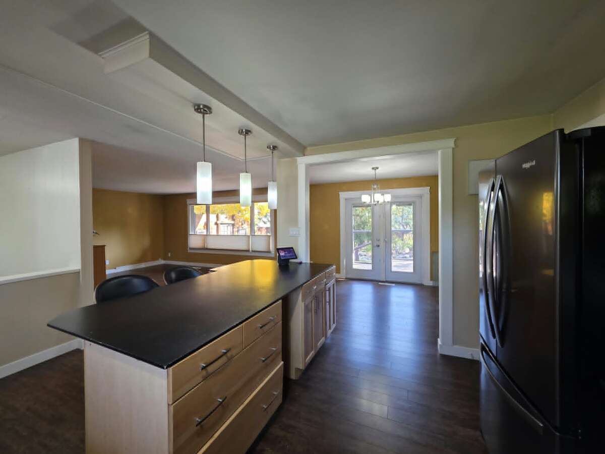 Spacious 4-bedroom, 3-bathroom!