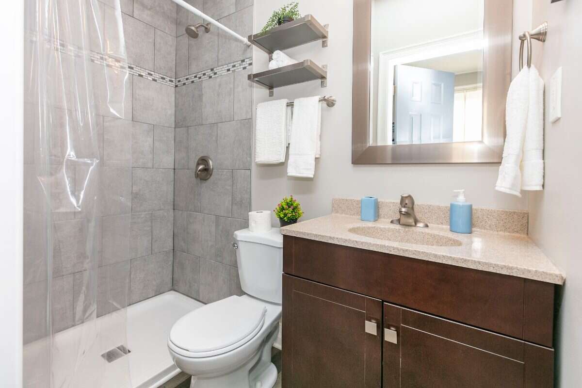 Fully Renovated 4-Unit Multifamily in North Vanier