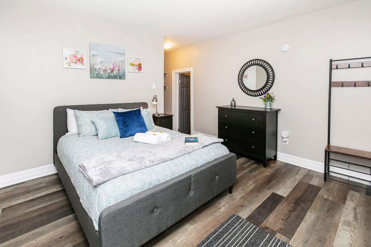 Fully Renovated 4-Unit Multifamily in North Vanier