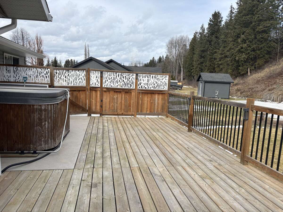 Private deck