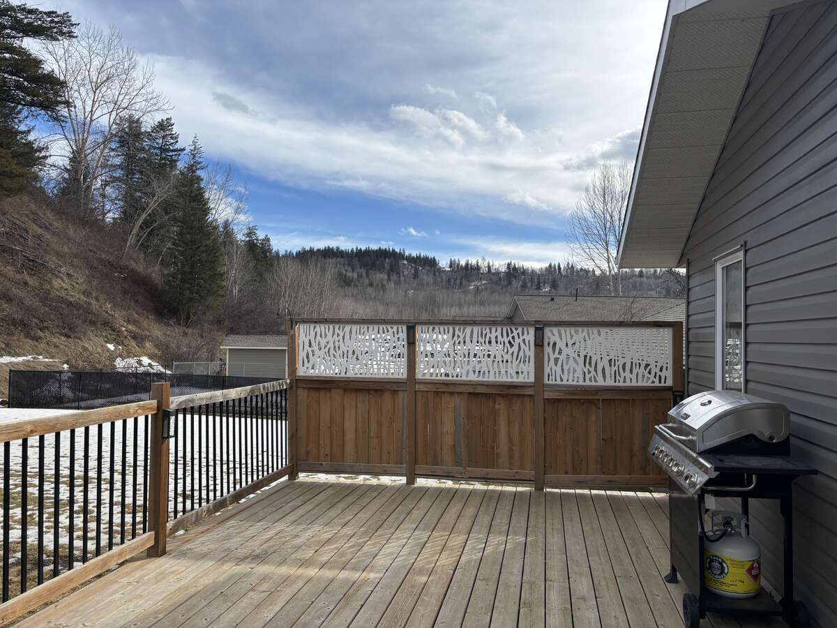 Private back deck