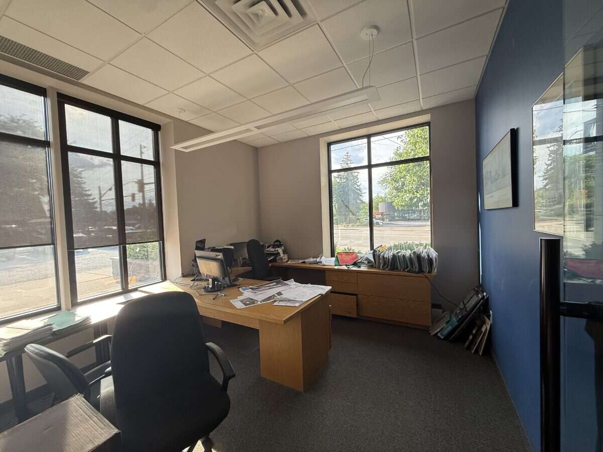 Medical & Professional Space for Lease