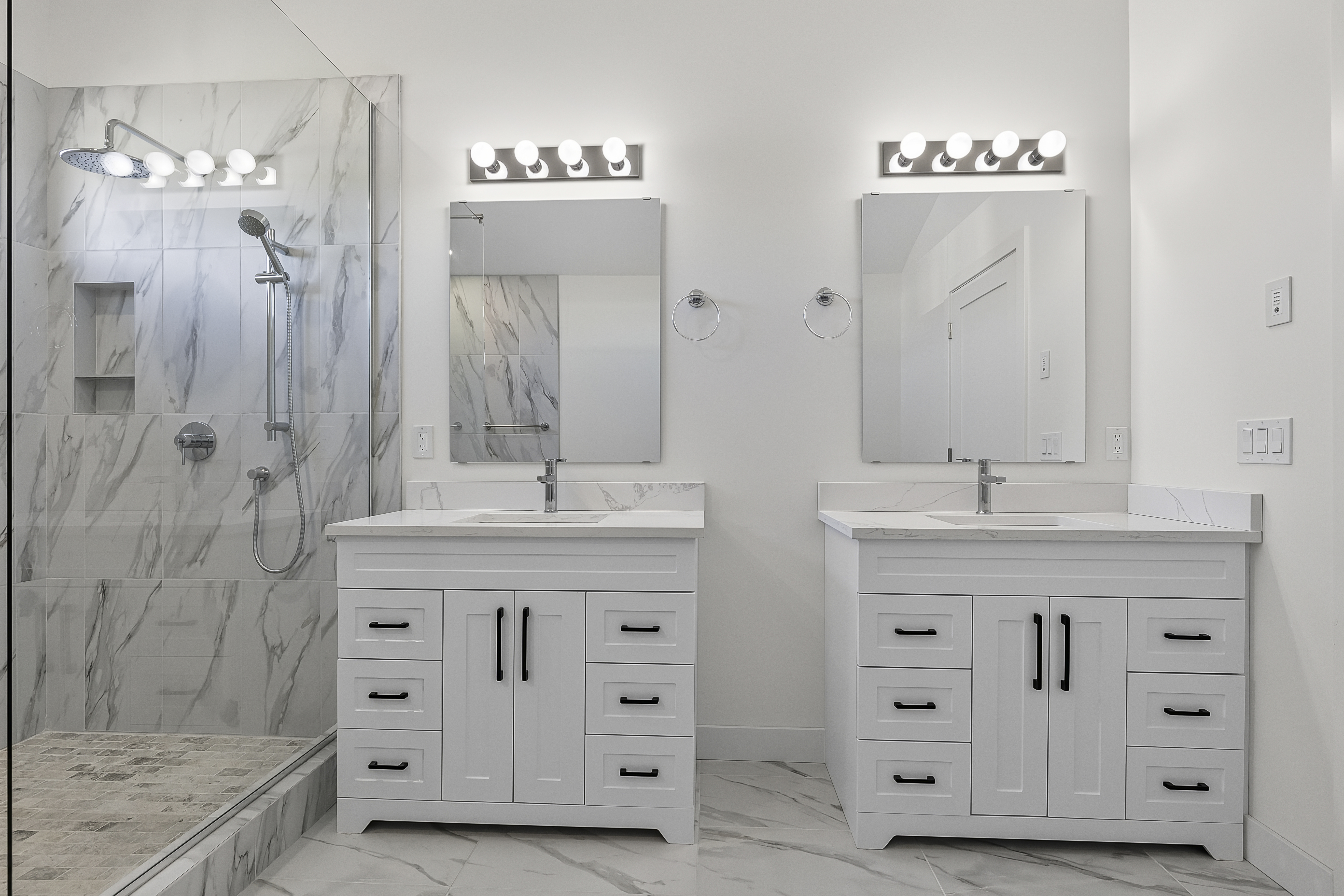 Brand New 3bed 2bath home in peaceful Carbon