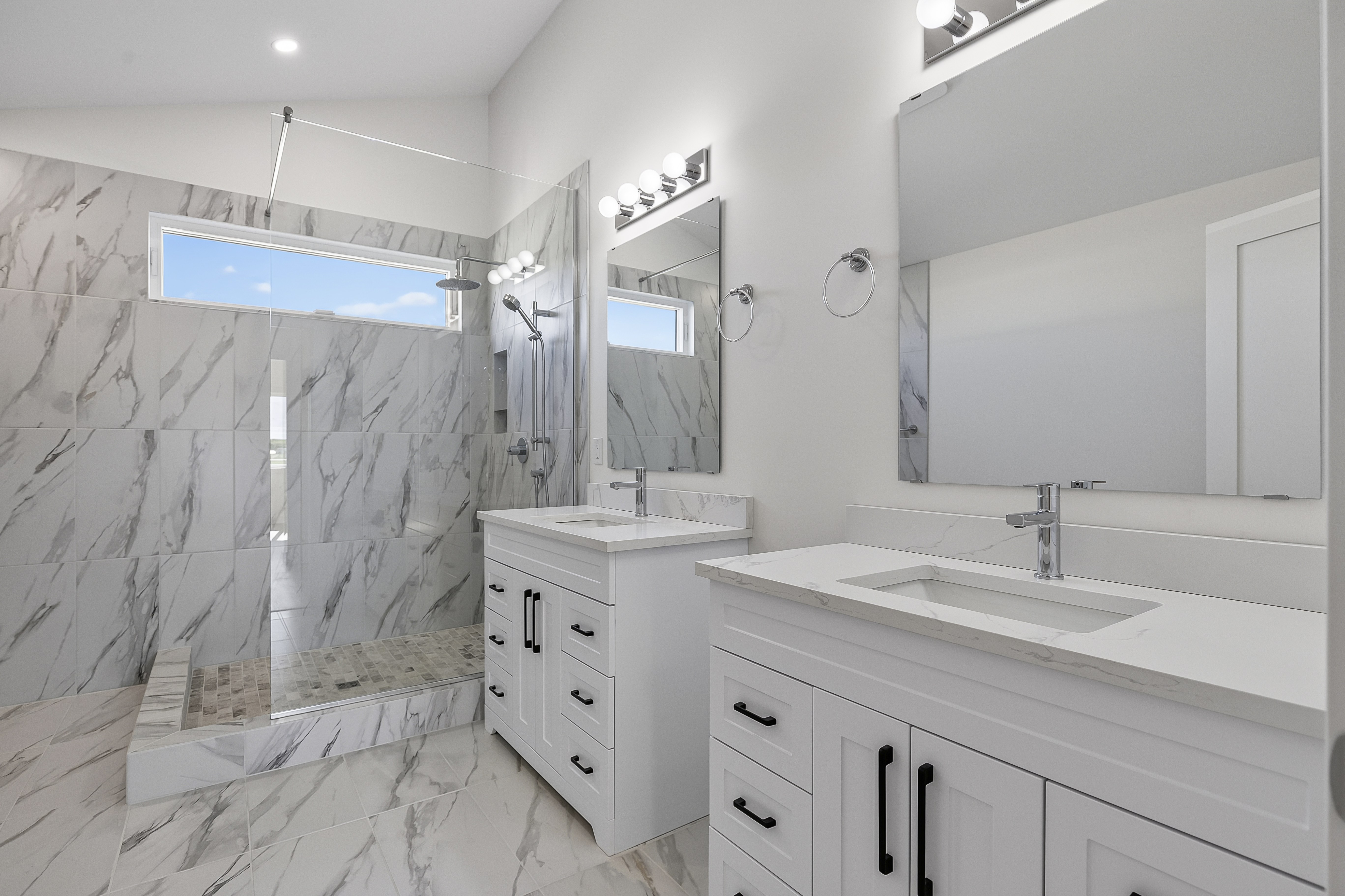 Brand New 3bed 2bath home in peaceful Carbon