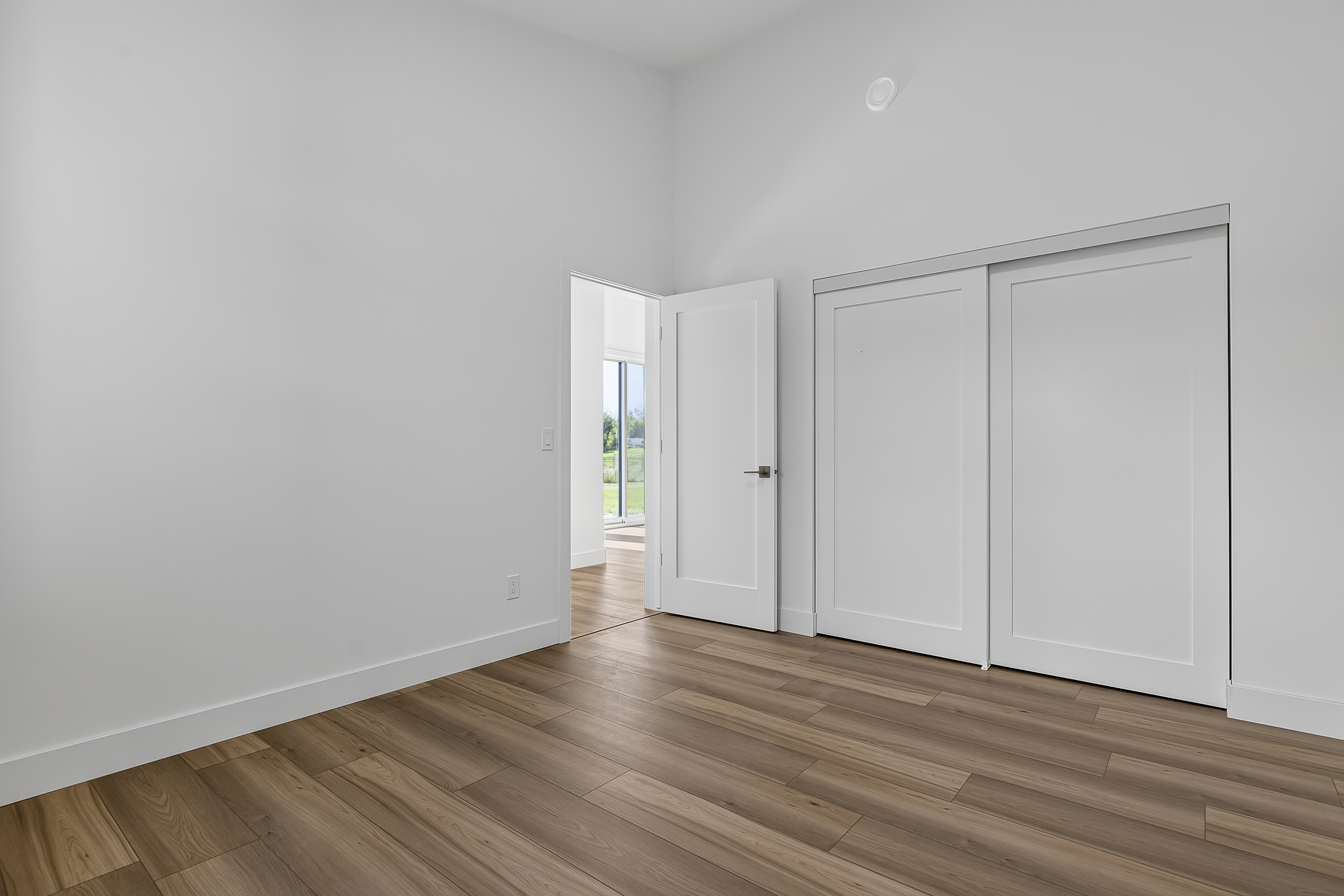 Brand New 3bed 2bath home in peaceful Carbon