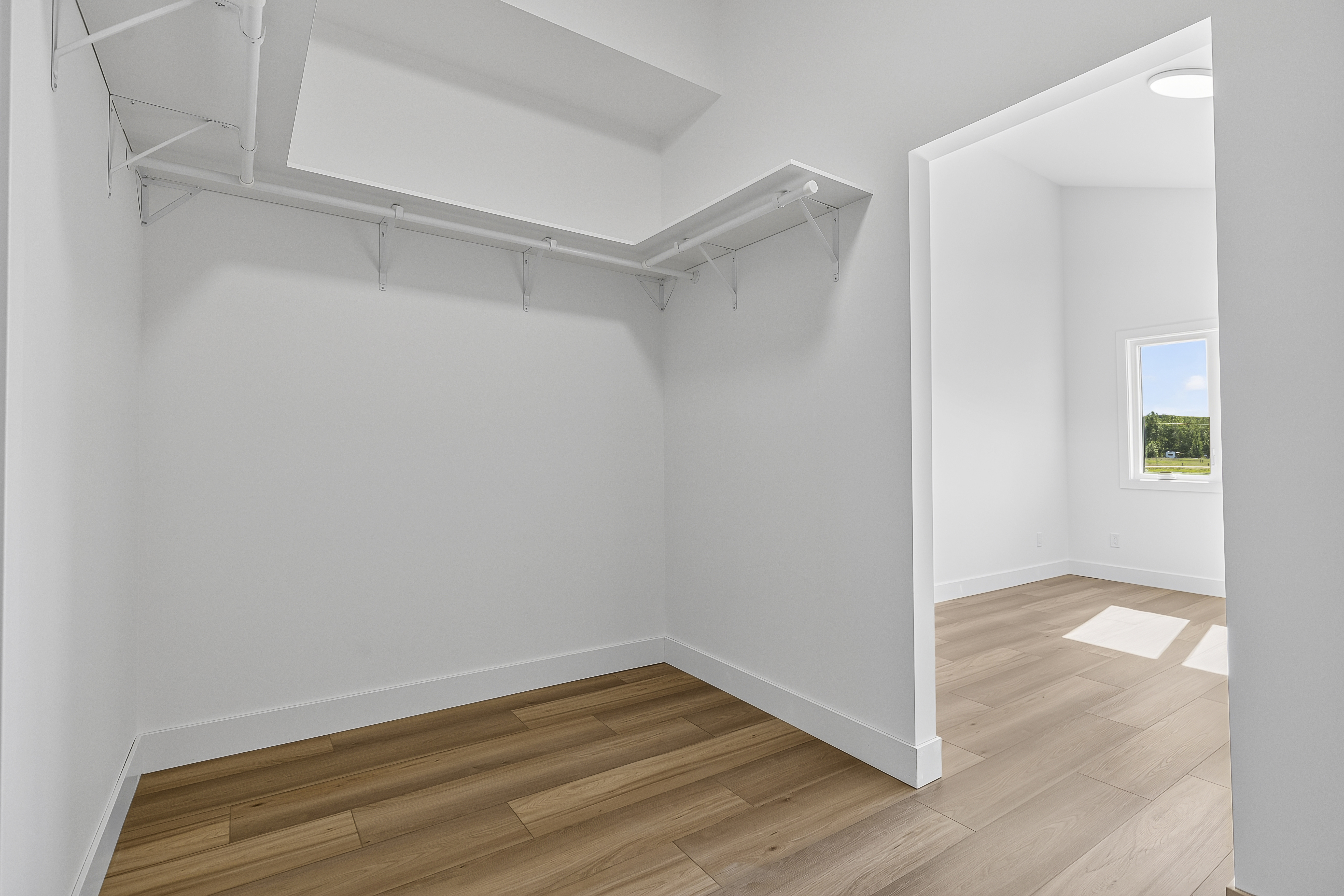 Brand New 3bed 2bath home in peaceful Carbon