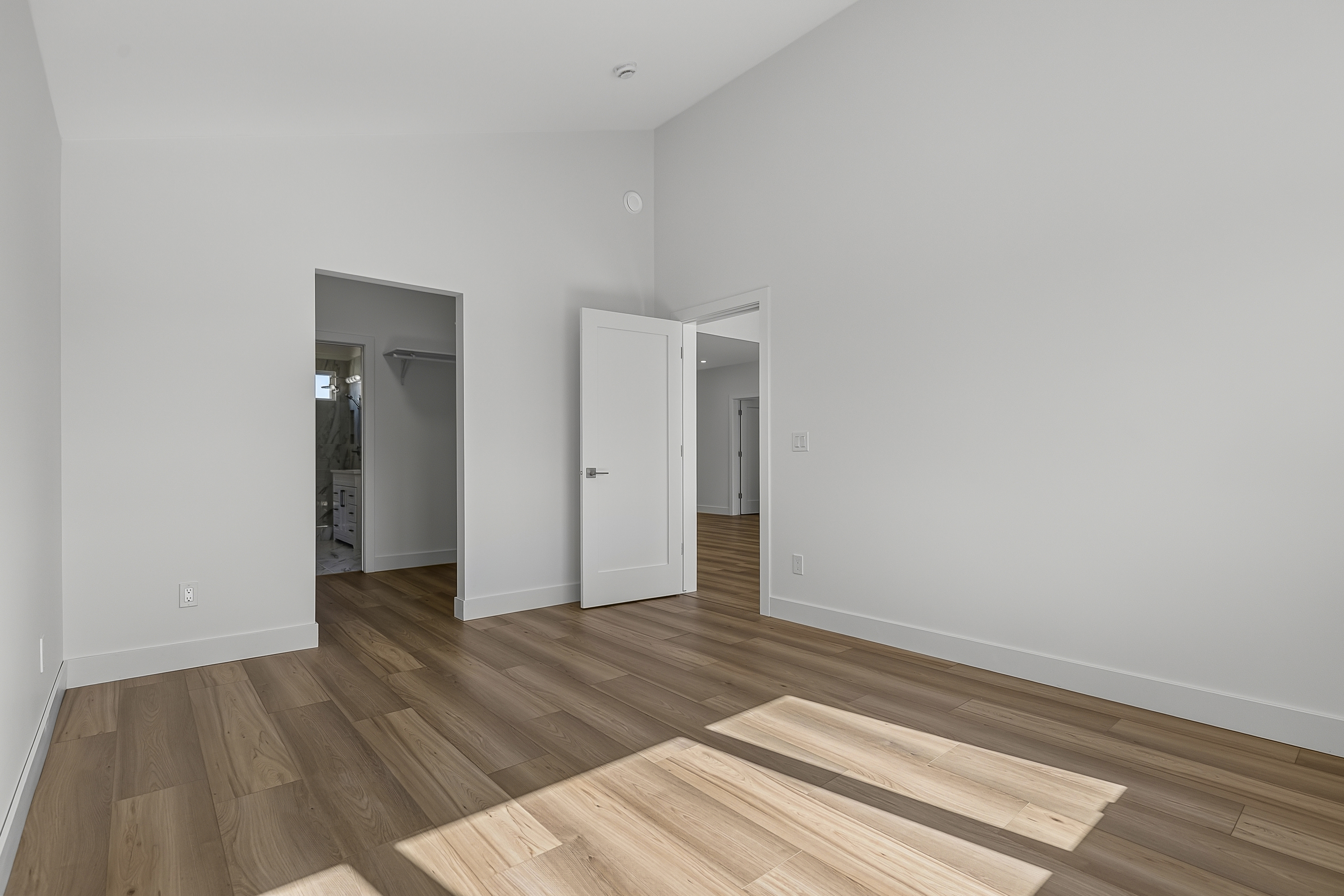 Brand New 3bed 2bath home in peaceful Carbon