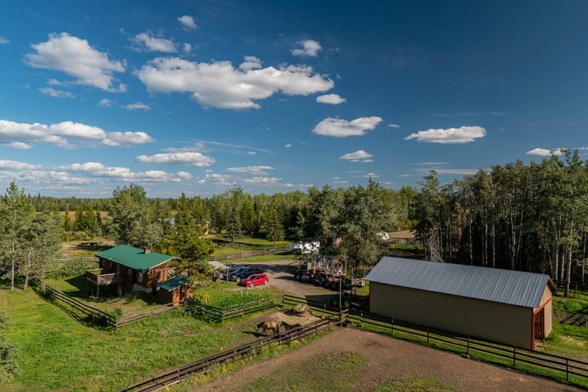 6678 Hwy 24 Ranch For Sale in Lone Butte, BC For Sale by Owner Lone