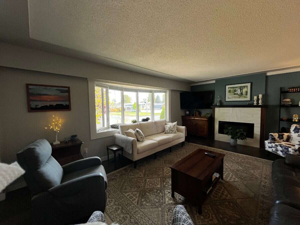 Comfortable home with mortgage helper