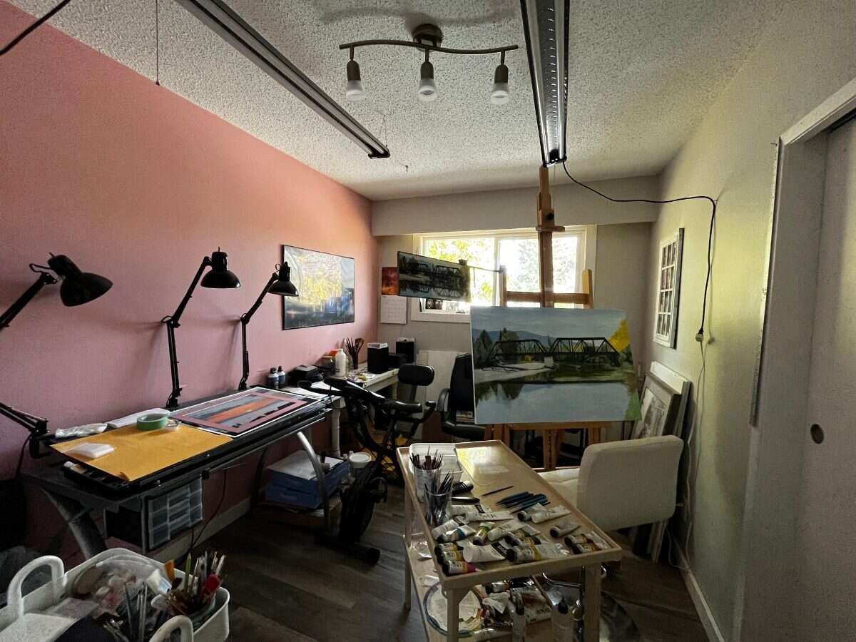 Comfortable home with mortgage helper