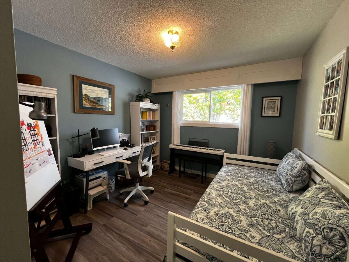 Comfortable home with mortgage helper