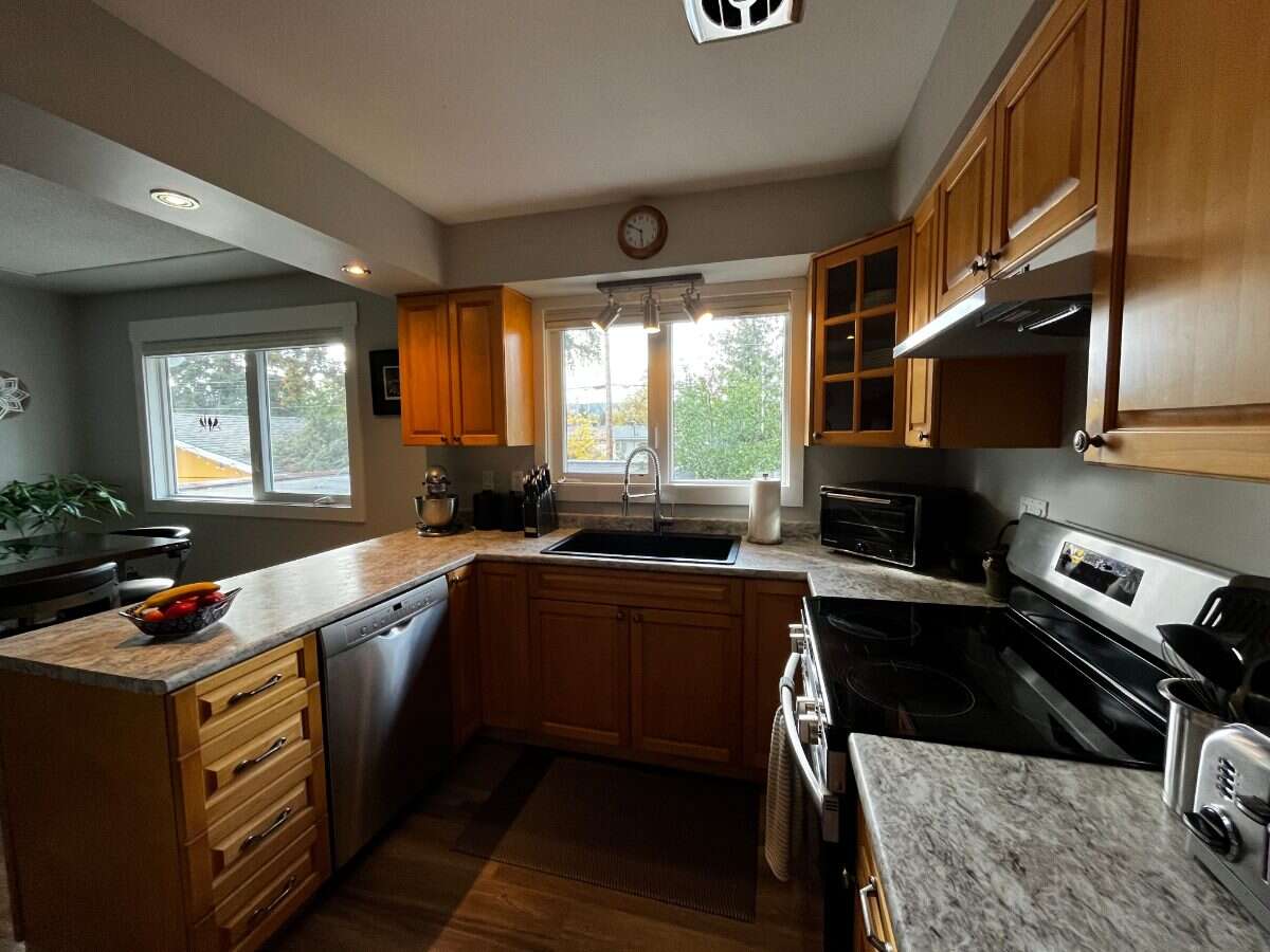 Comfortable home with mortgage helper