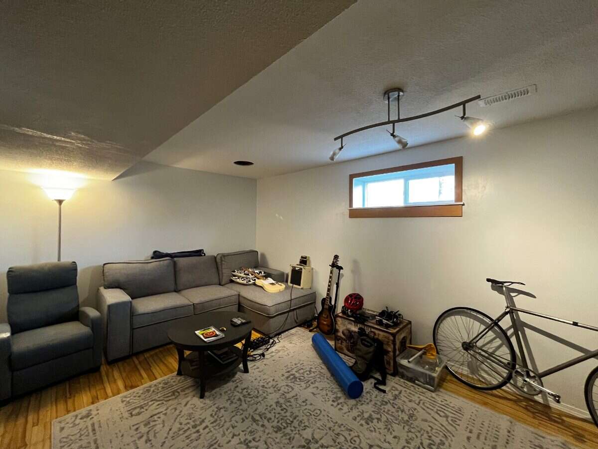 Comfortable home with mortgage helper