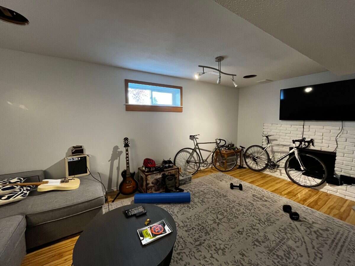 Comfortable home with mortgage helper