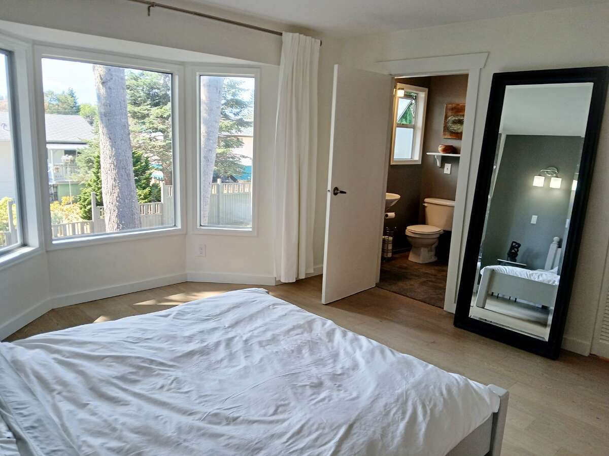 Primary bedroom and access to 3 pc ensuite