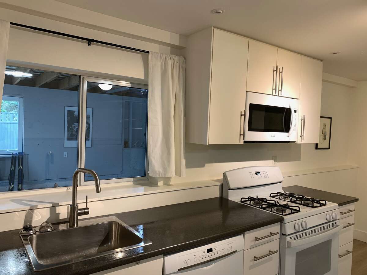 Lower level kitchen.
