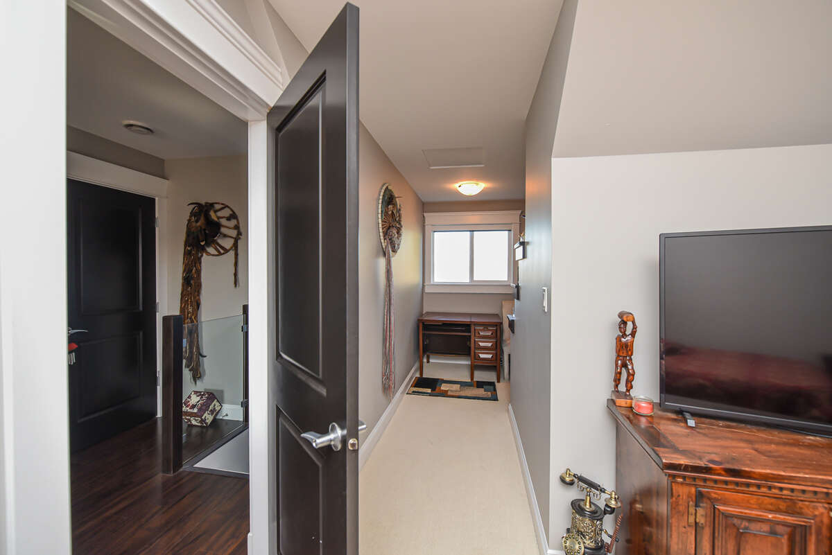 Office & Kitchen Nook in Nanny Suite