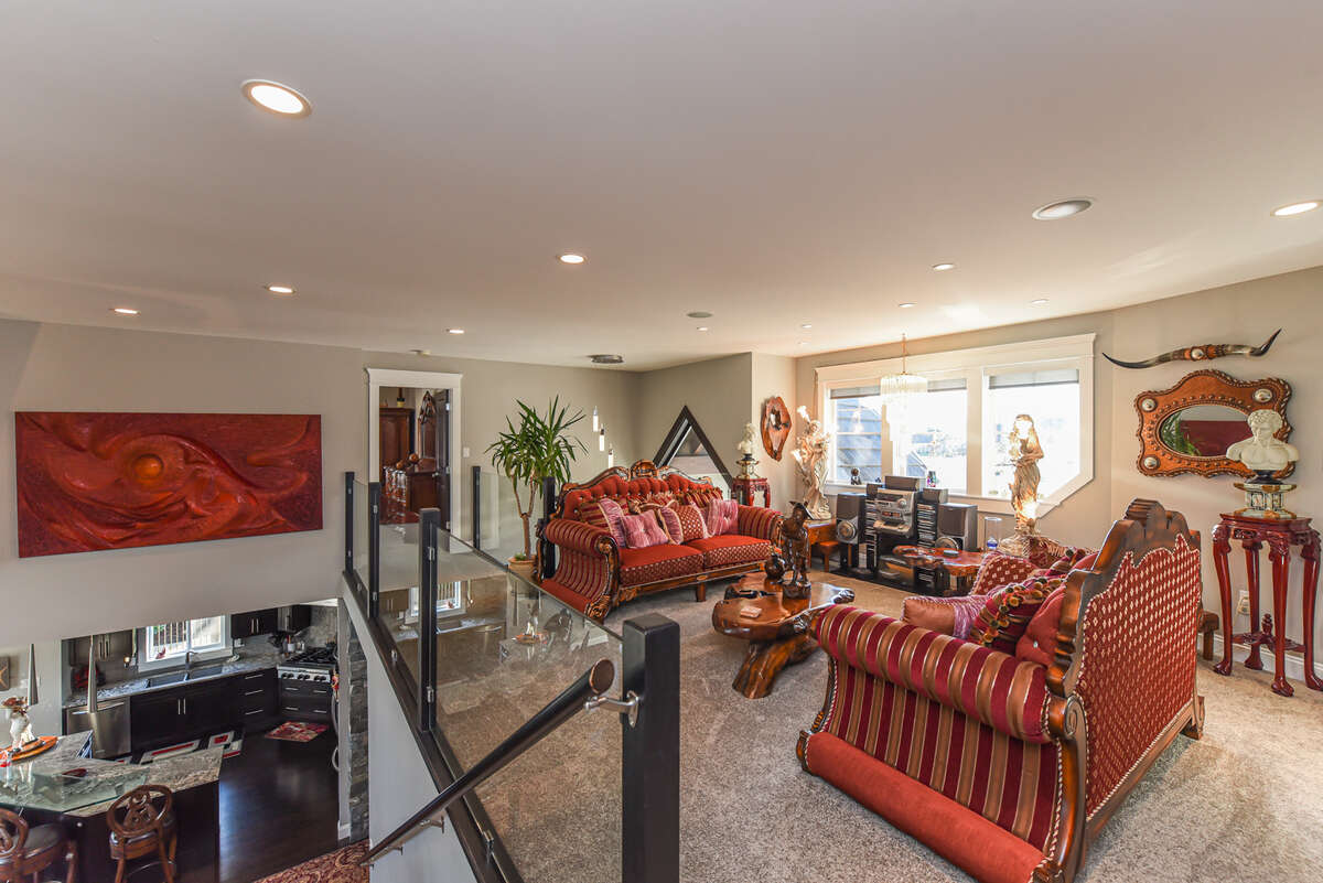2nd Floor Mezzanine Level