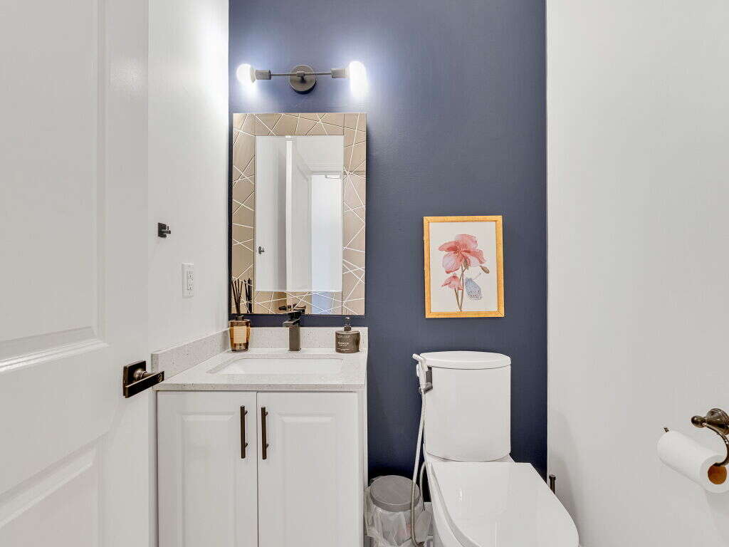 Luxury Living in Hamilton West Mountain 