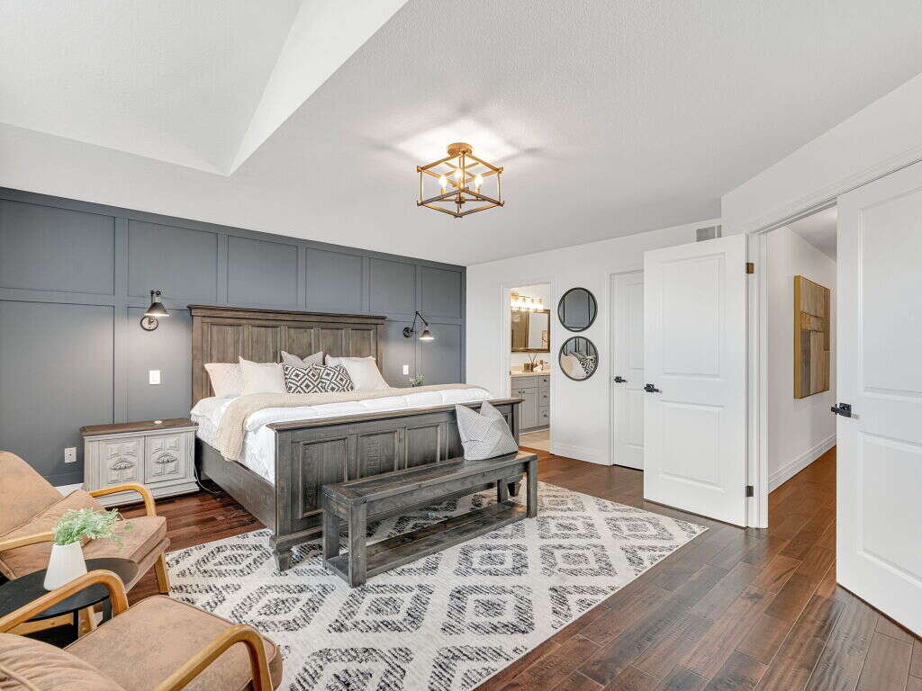 Luxury Living in Hamilton West Mountain 