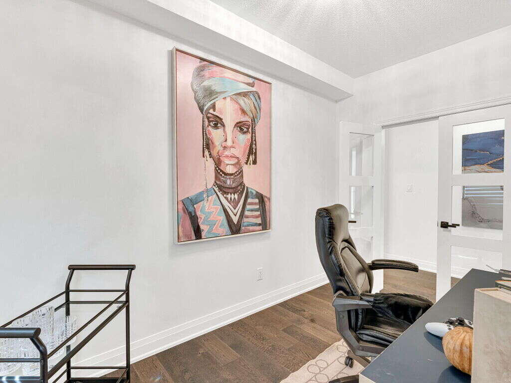 Luxury Living in Hamilton West Mountain 