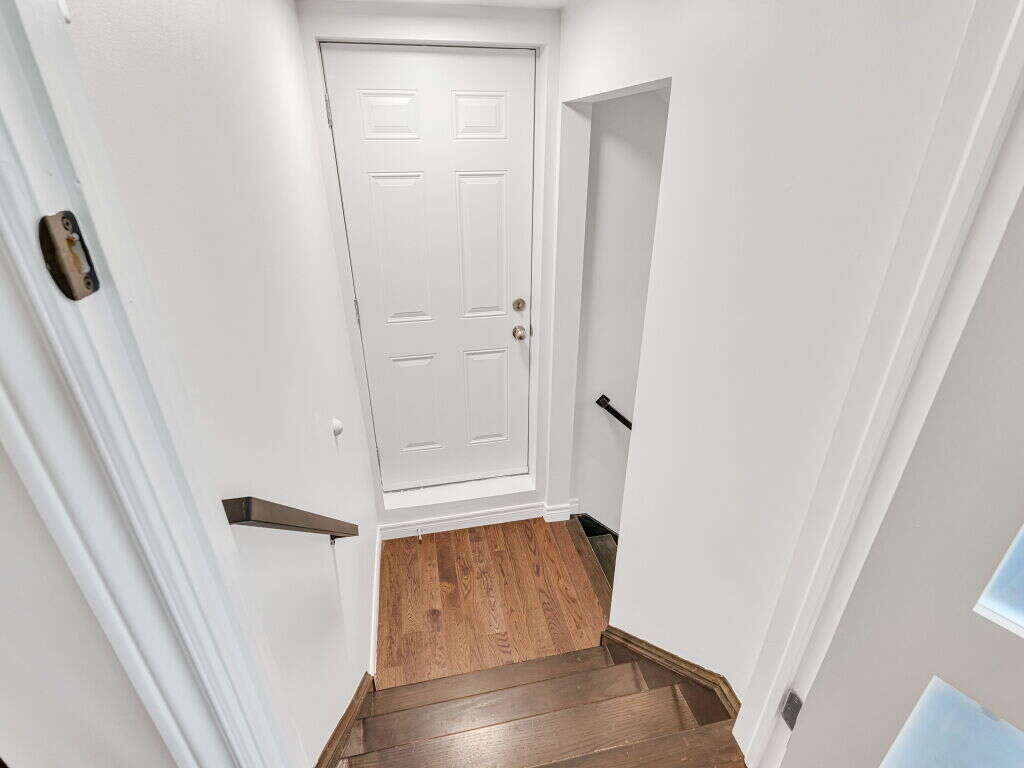 Luxury Living in Hamilton West Mountain 