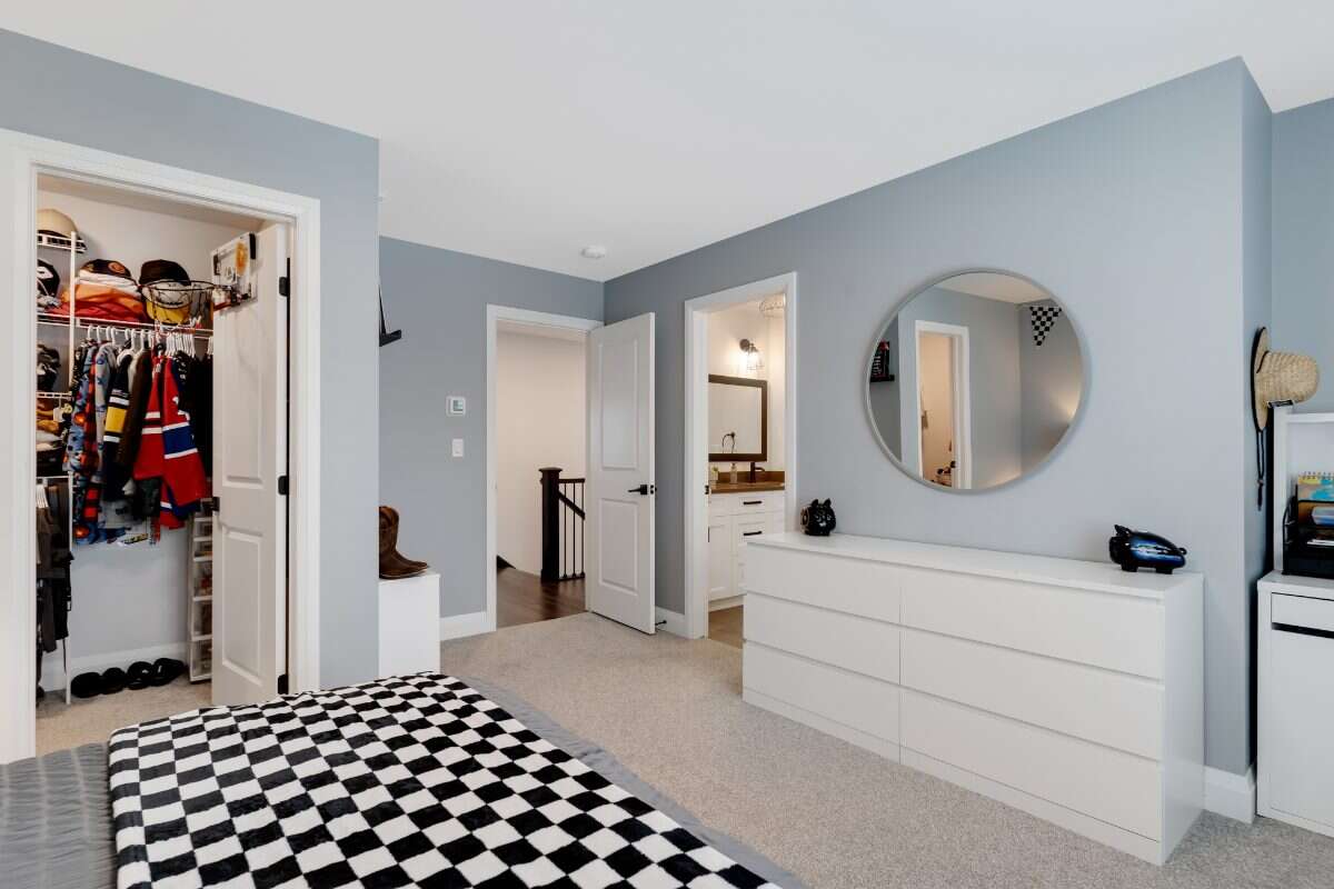 Custom Home. Heated Shop. Quiet lot. Easy Commute