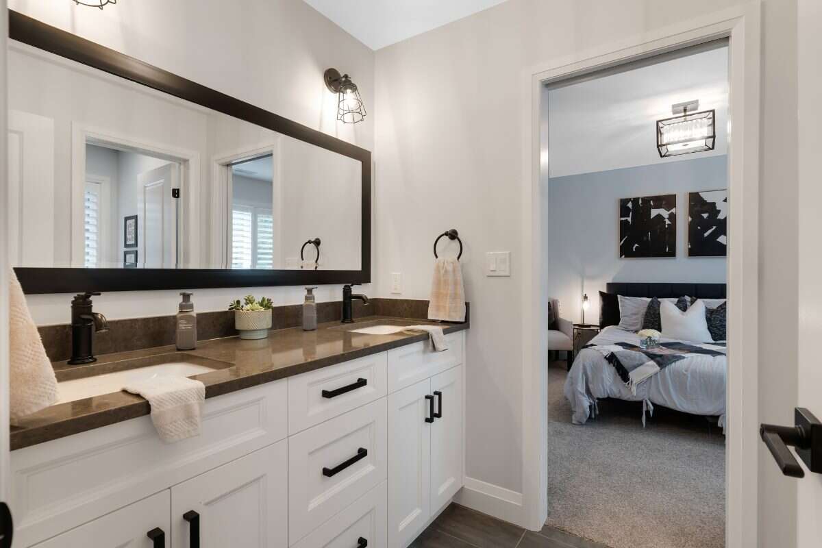 Custom Home. Heated Shop. Quiet lot. Easy Commute