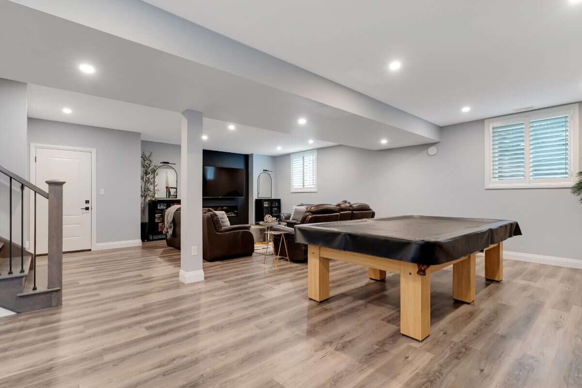 Custom Home. Heated Shop. Quiet lot. Easy Commute