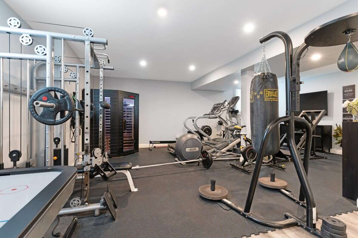 Custom Home. Heated Shop. Quiet lot. Easy Commute