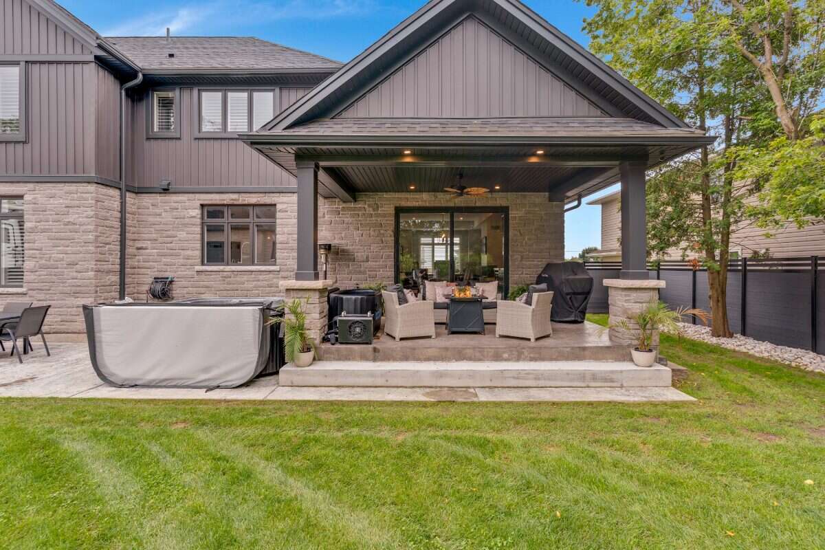 Custom Home. Heated Shop. Quiet lot. Easy Commute