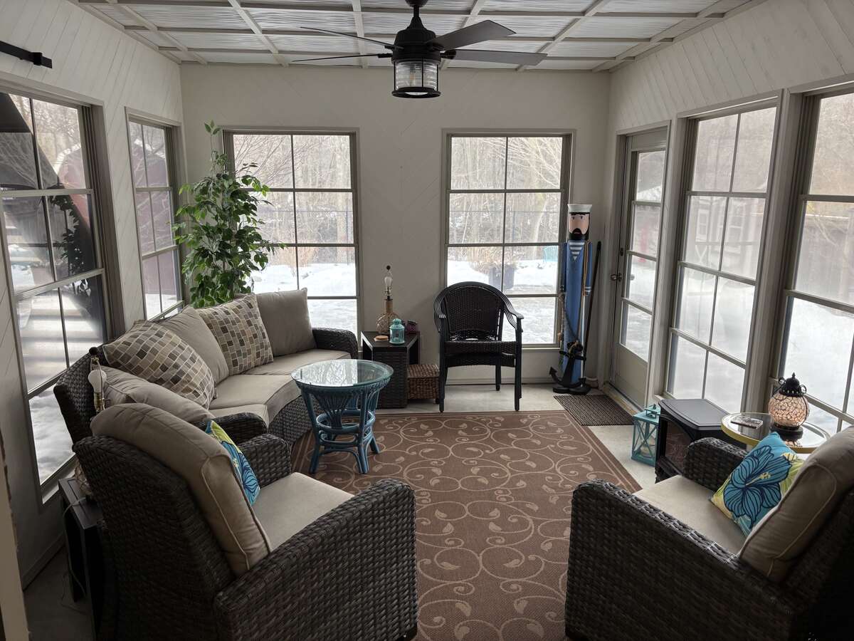 3 Season Room