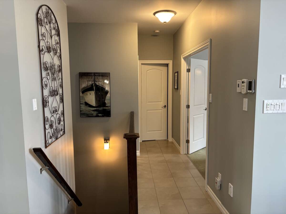 Hallway to bedrooms