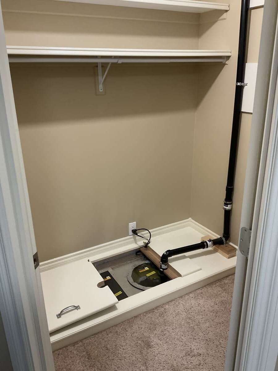 Modern Bungalow Backs Golf Course