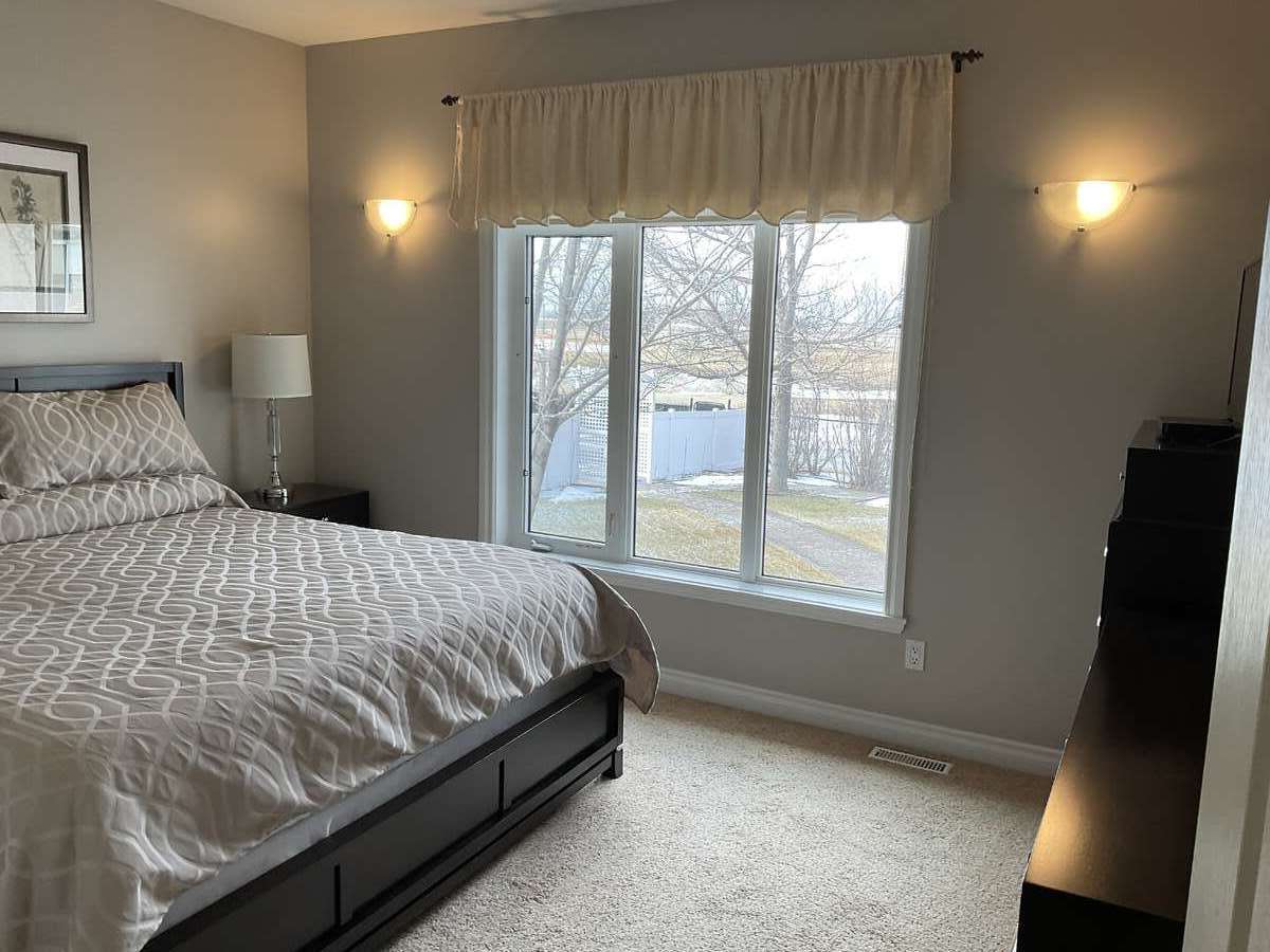 Modern Bungalow Backs Golf Course