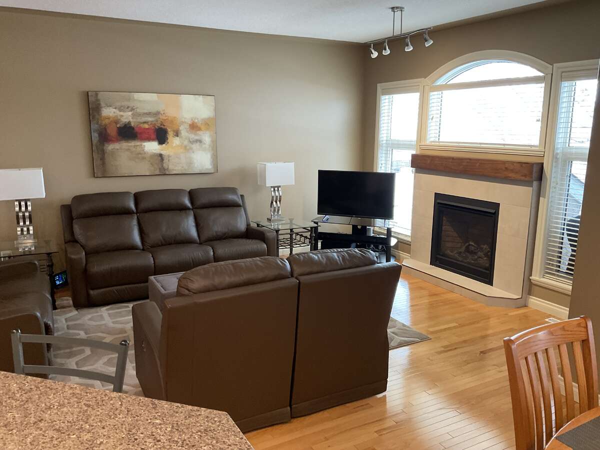 Modern Bungalow Backs Golf Course