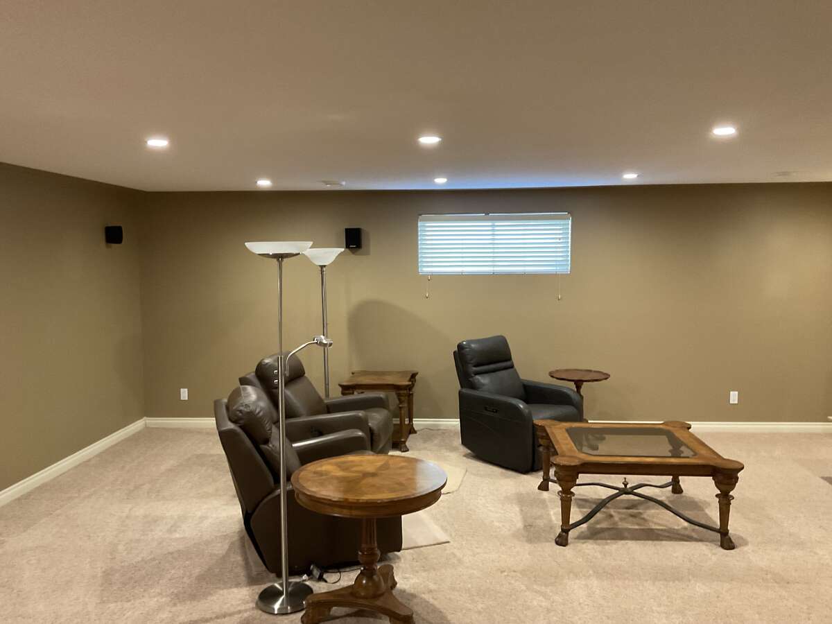 Modern Bungalow Backs Golf Course