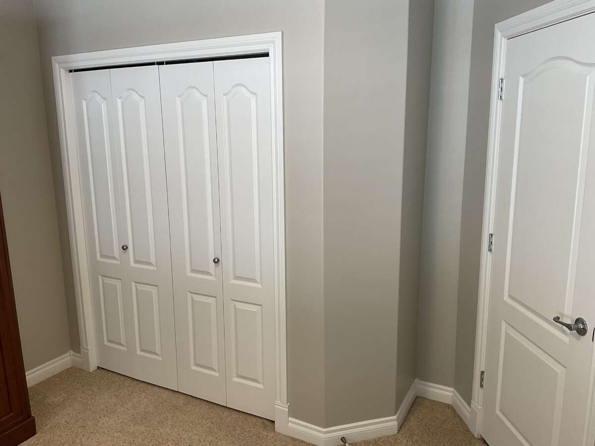 Modern Bungalow Backs Golf Course