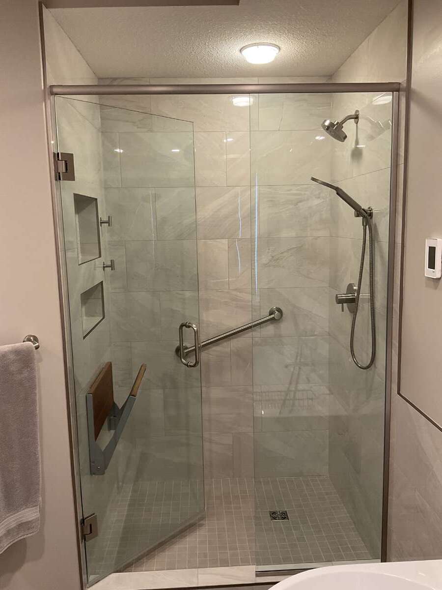 Modern Bungalow Backs Golf Course