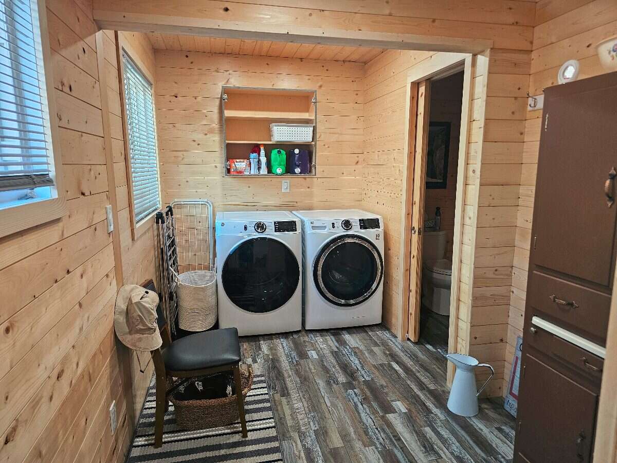 Wake up to lake views, unwind in privacy, and live