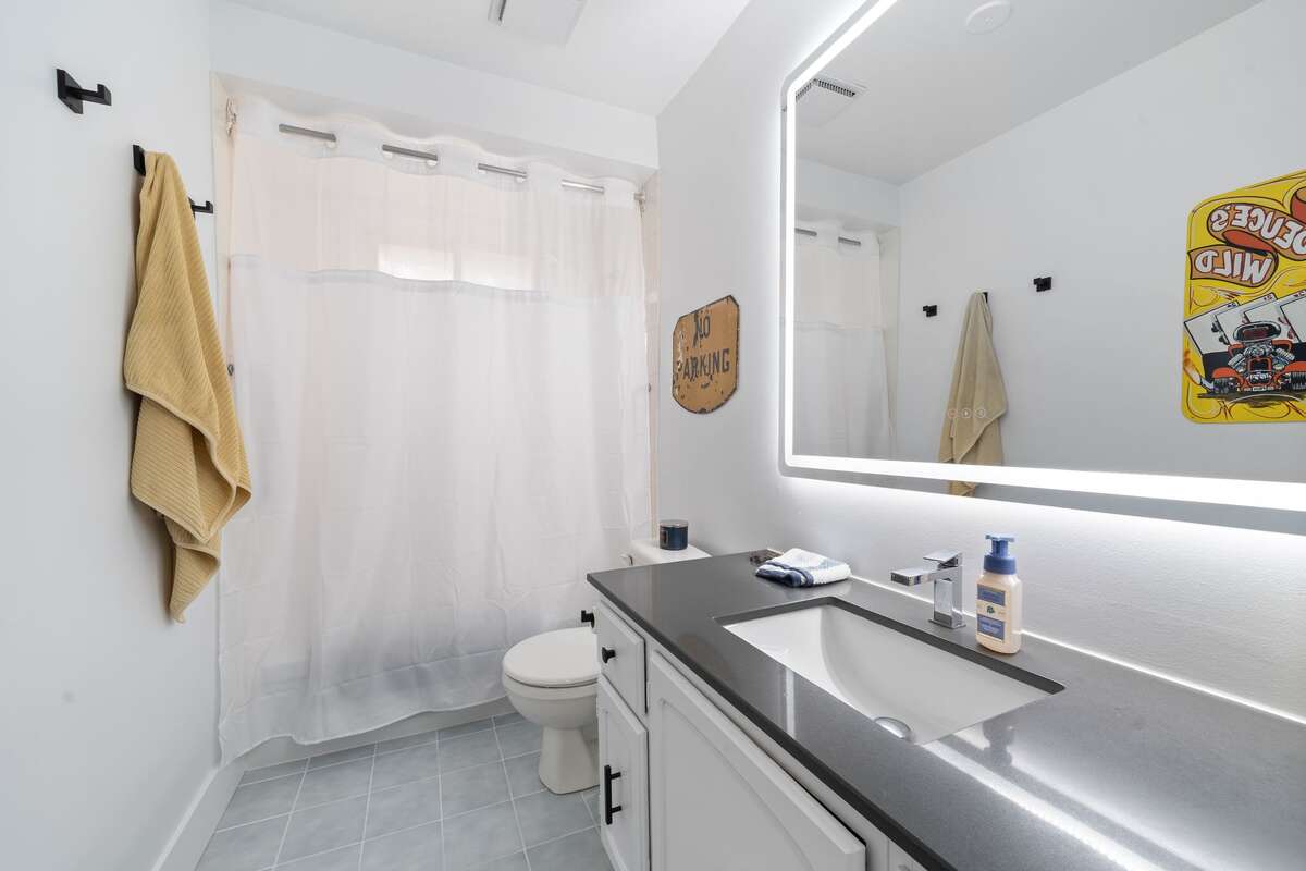 456 Old Surrey Lane, Bobcaygeon, Ontario K0M 1A0