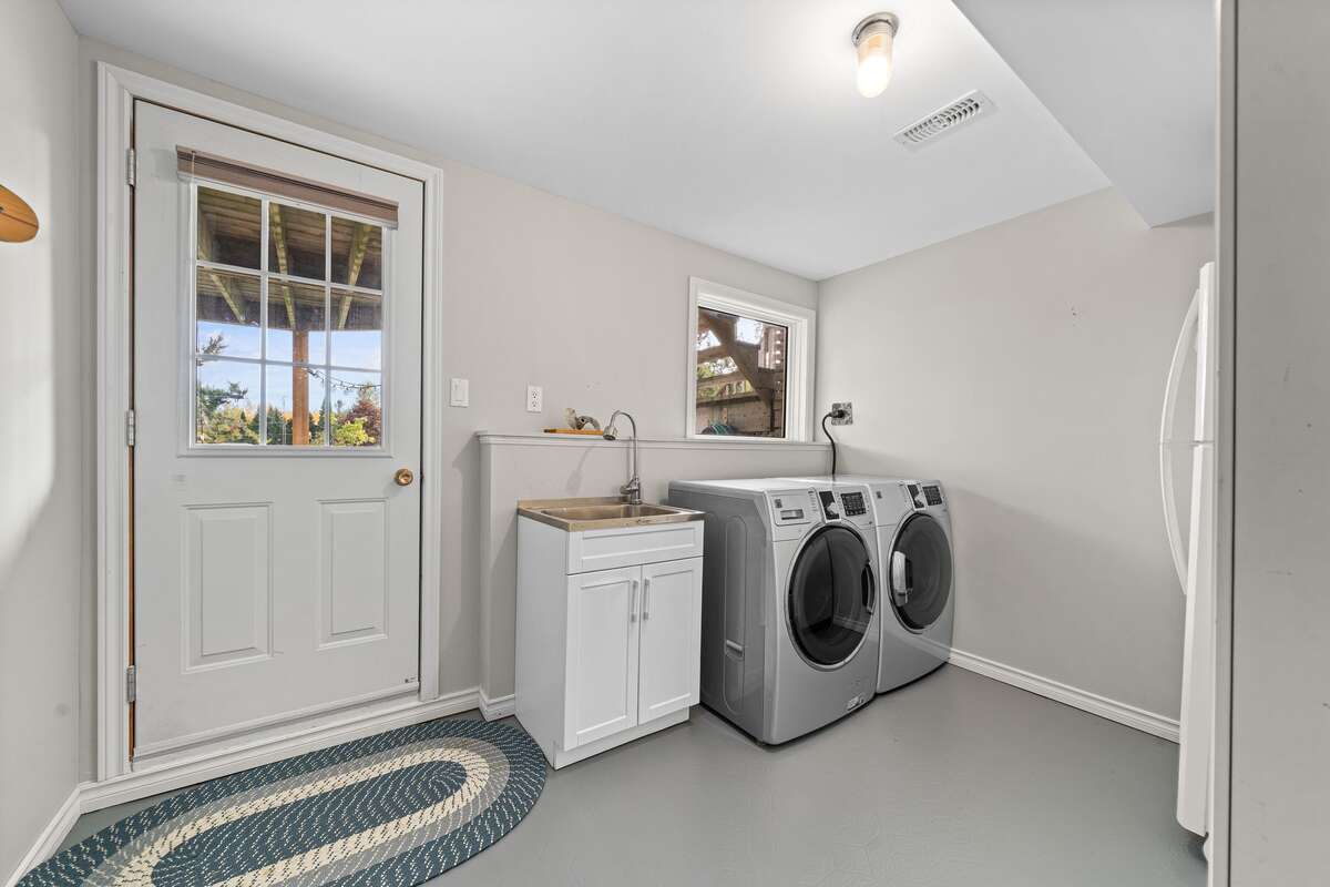 456 Old Surrey Lane, Bobcaygeon, Ontario K0M 1A0
