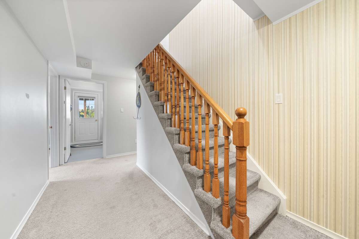 456 Old Surrey Lane, Bobcaygeon, Ontario K0M 1A0