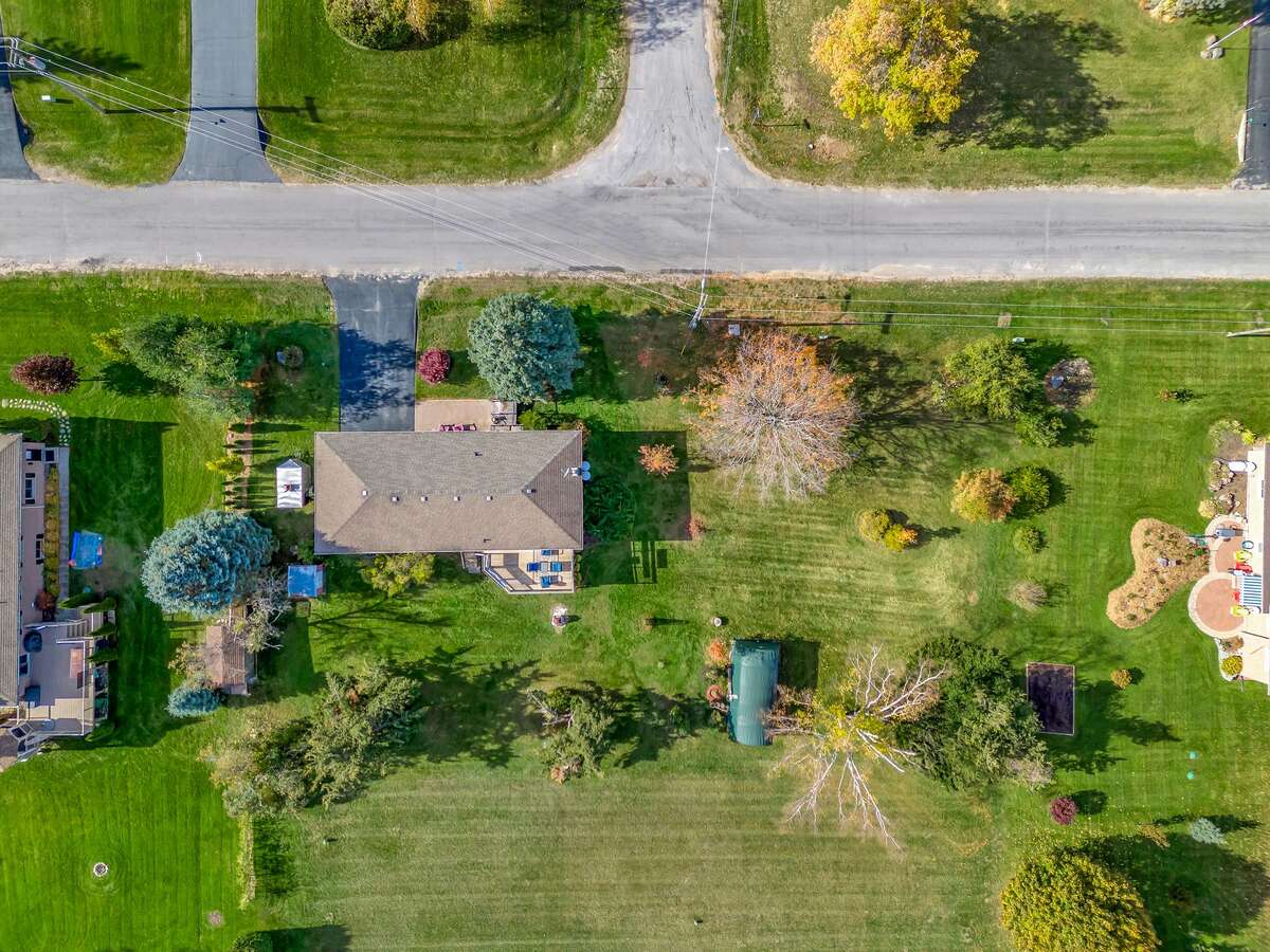 456 Old Surrey Lane, Bobcaygeon, Ontario K0M 1A0