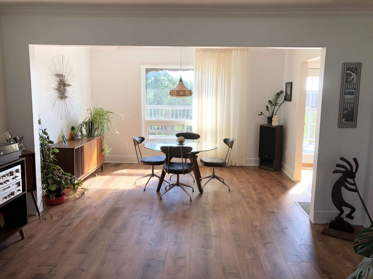 456 Old Surrey Lane, Bobcaygeon, Ontario K0M 1A0