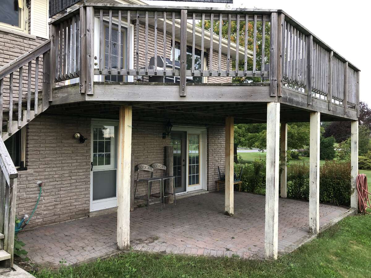 456 Old Surrey Lane, Bobcaygeon, Ontario K0M 1A0